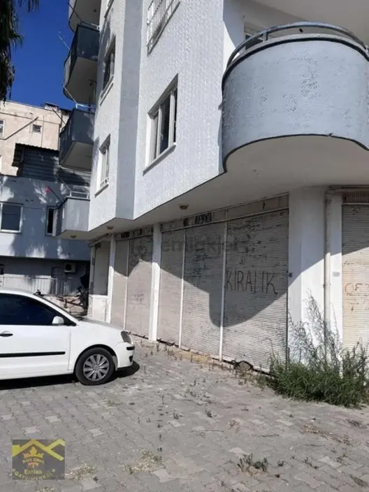 Akdeniz Mahallesinde D 400 E 50 Metre Satılık Dükkan - 7