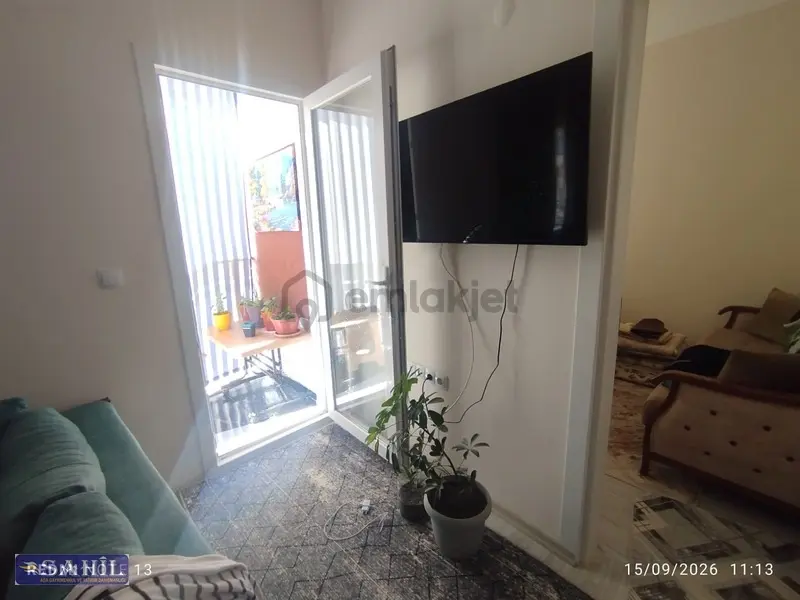 Sahil'den Davutlar'da 1+1 Ara Kat Konforlu Geniş Daire - 2