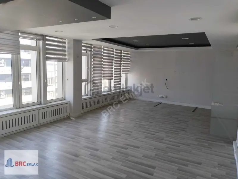 Halaskargazi Cad. Üzeri 250 M² 6+1 Prestijli Ofis
