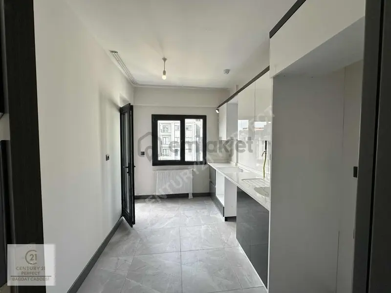 Tuzlada Deniz Manzaralı Kiralık Daire - 13