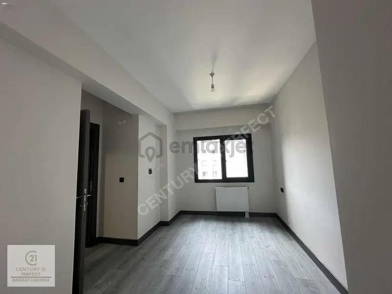 Tuzlada Deniz Manzaralı Kiralık Daire - 17