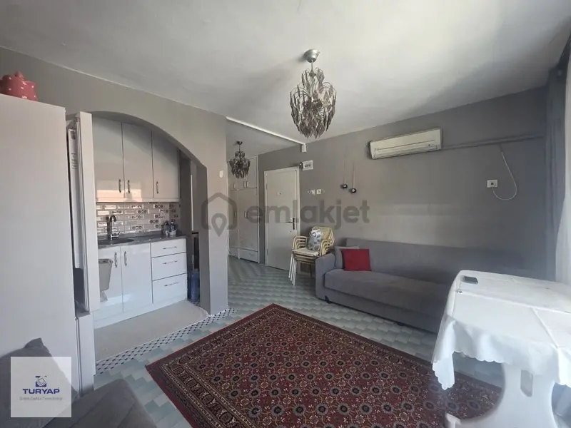 Denize Çok Yakın! Full Eşyalı, Tadilatlı 2+1 Satılık - 5