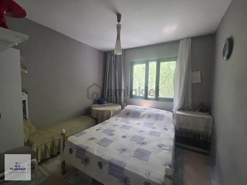 Denize Çok Yakın! Full Eşyalı, Tadilatlı 2+1 Satılık - 7