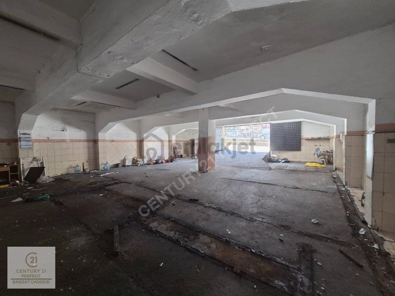 Sazlıdere Caddesi Üzerinde 200 M2 Kiralık Atölye - 15