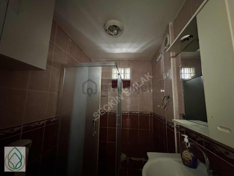 Karacaoğlan Mahallesinde Kiralık 2+1 Daire - 23