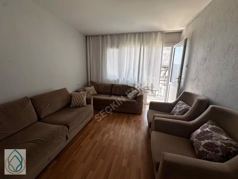 Karacaoğlan Mahallesinde Kiralık 2+1 Daire - 4