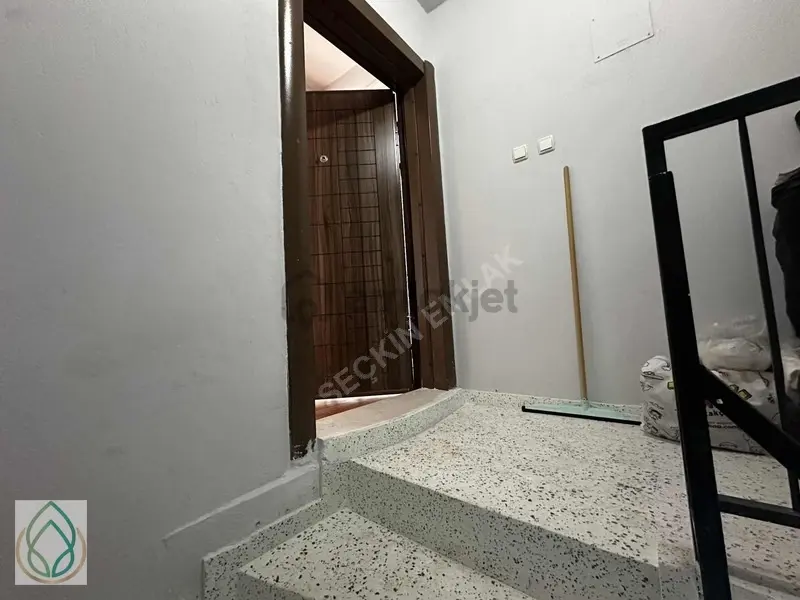 Bornova Karacaoğlan Mahallesinde Kiralık 2+1 Daire - 29