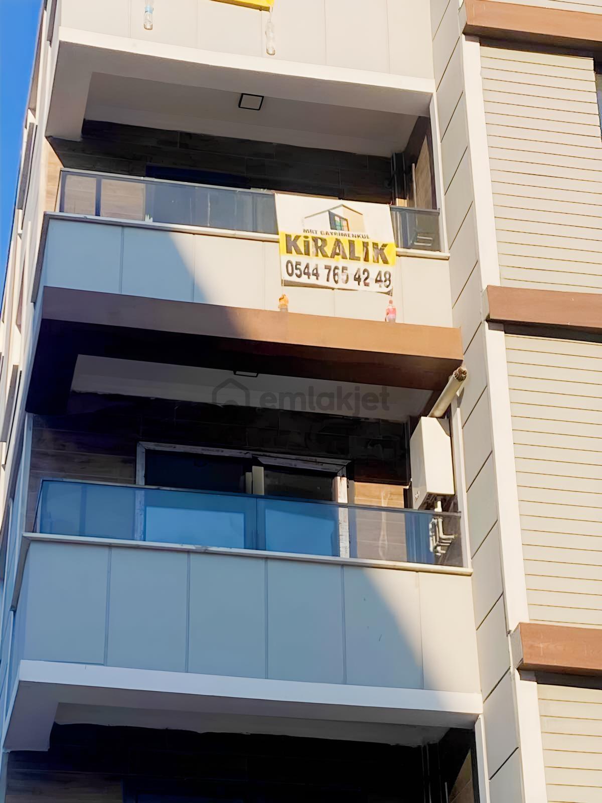 Kiralık Sıfır 1+1 Daire - 15
