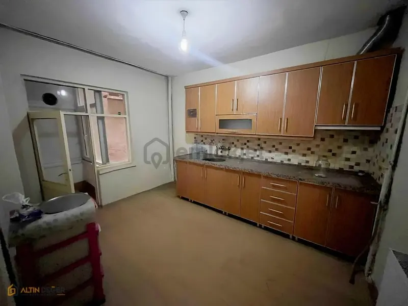 Cumhuriyet Mahallesinde 2+1 Satılık Daire - 5