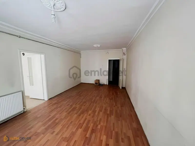 Cumhuriyet Mahallesinde 2+1 Satılık Daire - 17