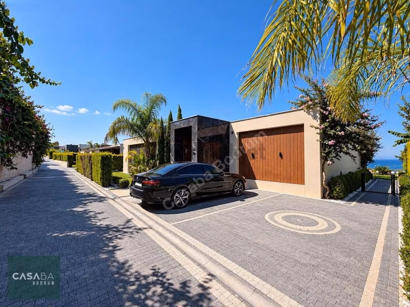 Muhteşem Manzaralı 1.000 M² Arsa Paylı Tek Katlı 4+1 Villa - 15