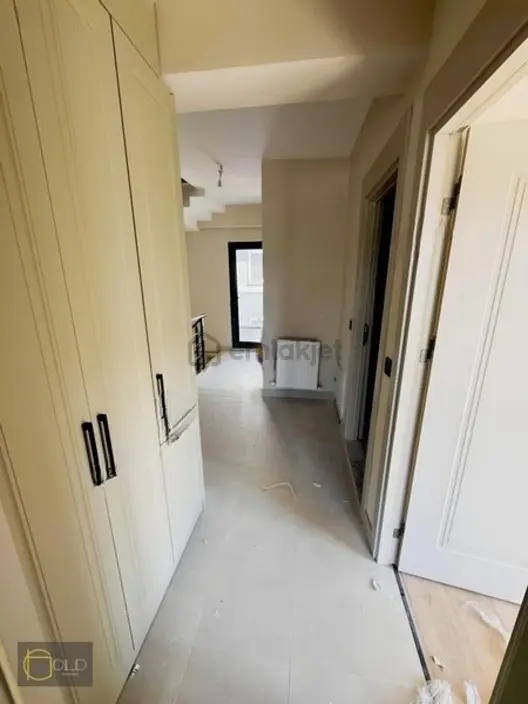 Güzelyalı 3+1 Sıfır Kiralık Villa - 9