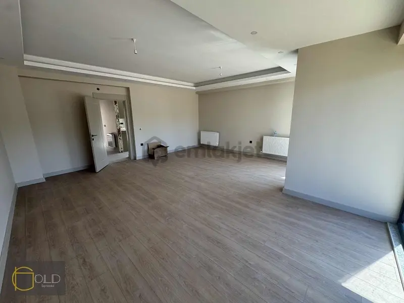 Güzelyalı 3+1 Sıfır Kiralık Villa - 31