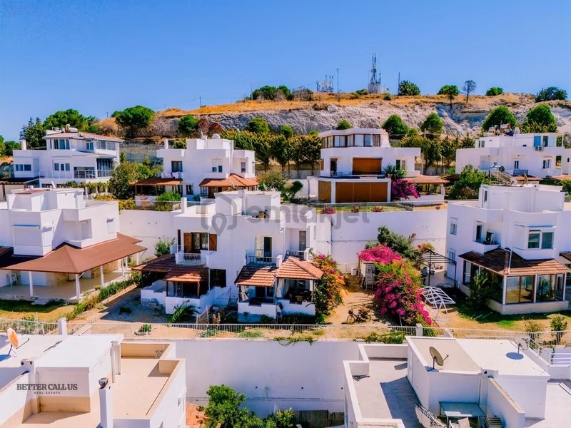 Çiftlikköy Simge Sitesinde Deniz Manzaralı Fırsat Villa - 14