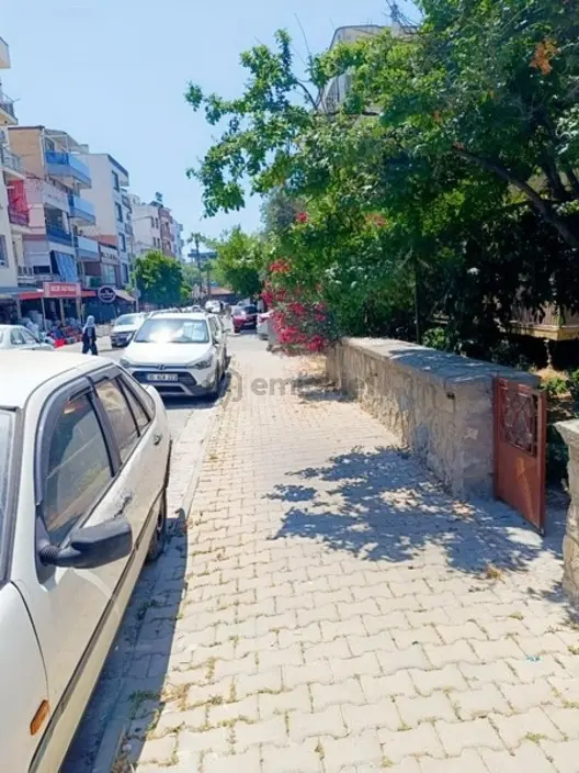 Satılık 3 Katlı Bina (4 Kat İmarlı) - 4