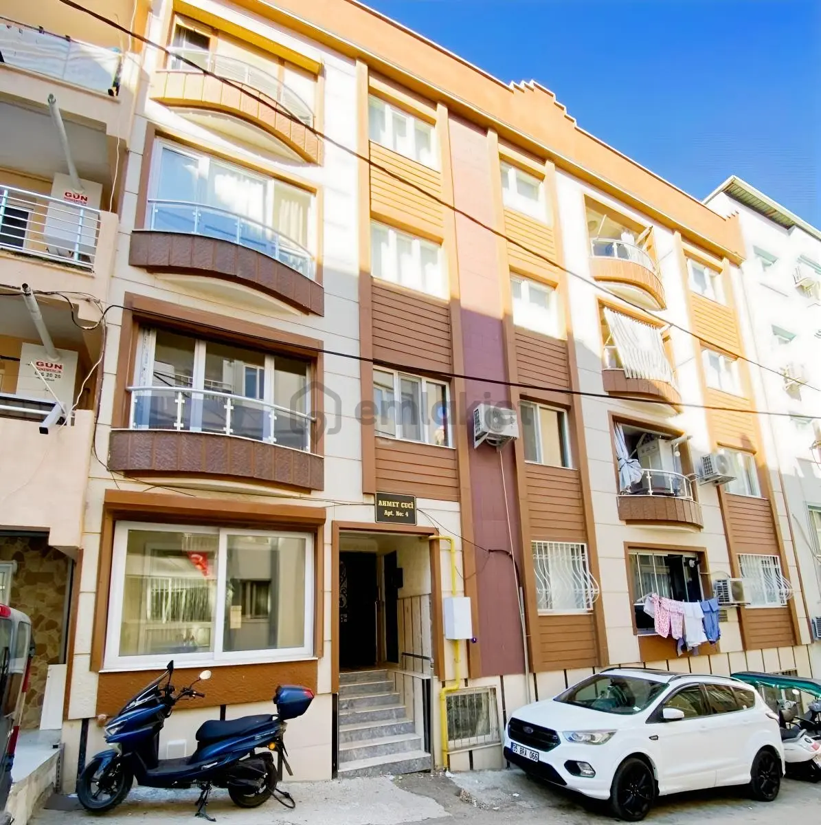 Aliağa Merkezde 2+1 Bahçeli 100 M² Dubleks