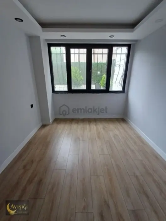 Bağlarbaşı Mh. Merkezi Konumda 2+1 Kiralık Daire - 3