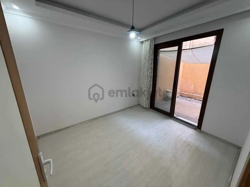 Buca Atatürk Mahallesinde Satılık 1+1 Daire - 8