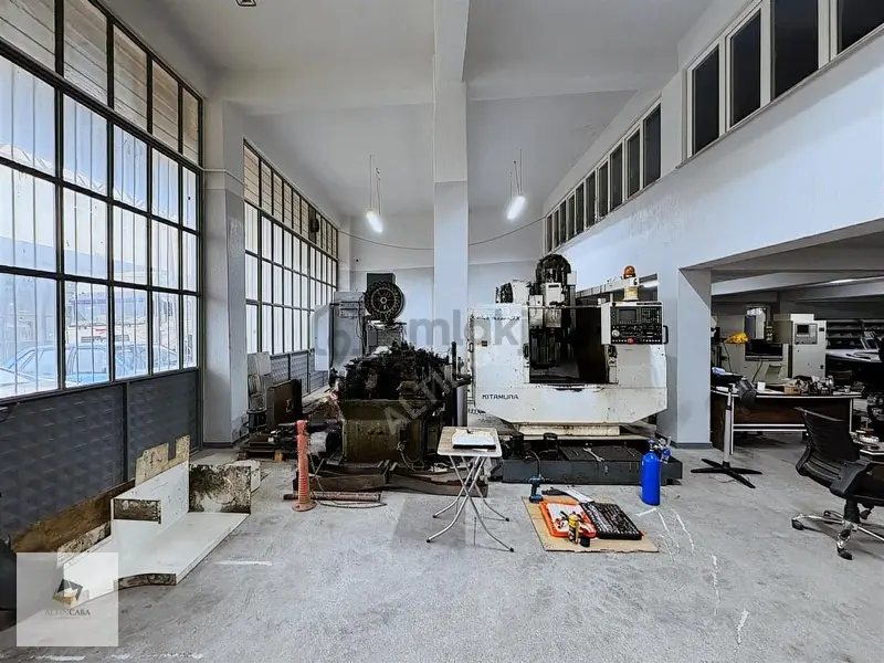 Altıncaba'dan Zafer Sanayi'de 540 M² Dükkan - 8