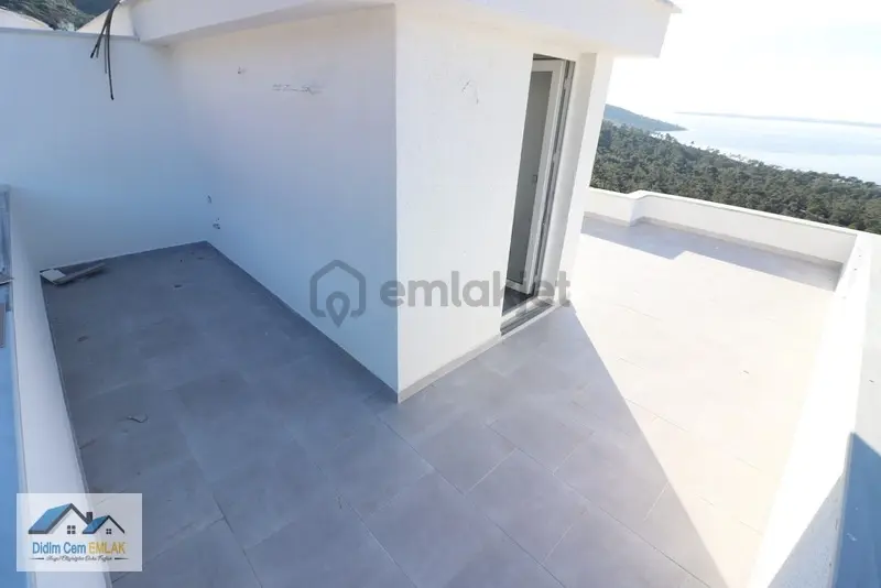 Akbük'te Deniz Manzaralı Havuzlu 4+1 Triplex Villa - 35