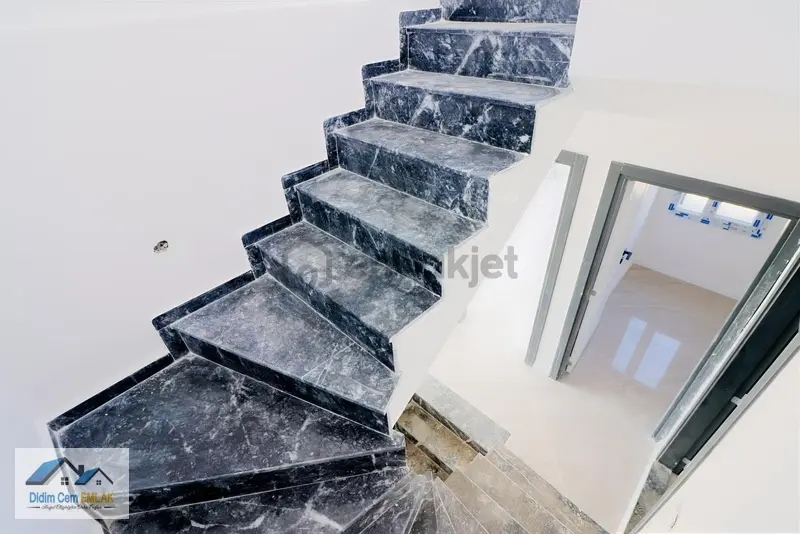 Akbük'te Deniz Manzaralı Havuzlu 4+1 Triplex Villa - 34