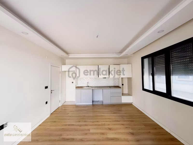 Efelerde Konumu Süper Yeni Site 2+1 Ön Cephe Ara Kat Daire - 9
