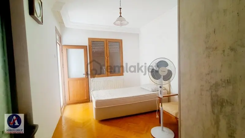 Site İçerisinde 3+1 Doğalgazlı Kiralık Villa - 31