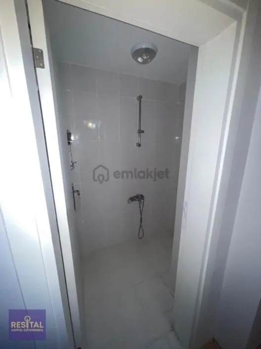 Mudanya Halitpaşada Havuzlu Eşyalı 3+1 Kiralık Daire - 7