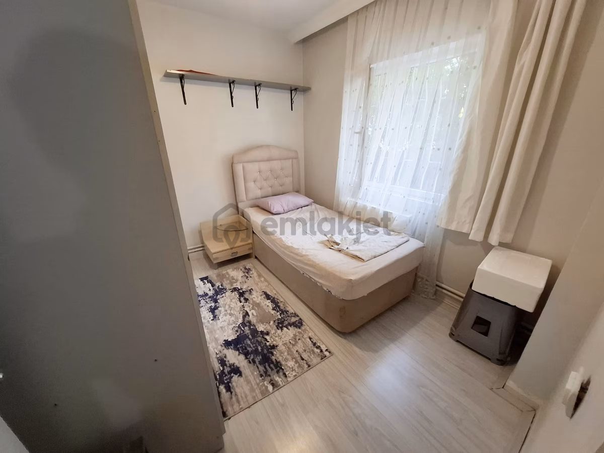 Gata & Şehir Has. Yakını 3+1 Lüx Eşyalı Düz Giriş - 15