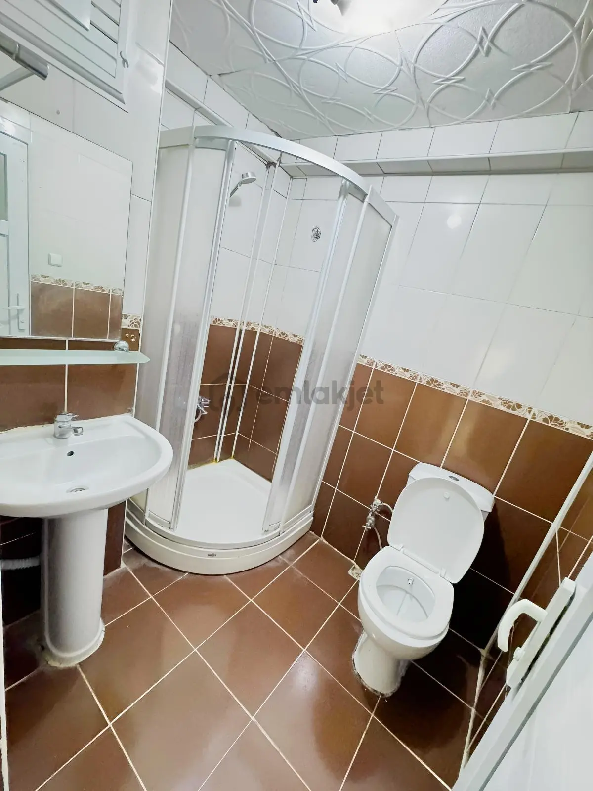 Bahçelievler Mahallesin De 2+1 Satılık Daire - 12