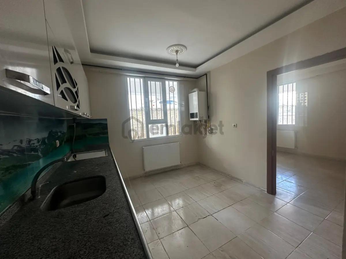 İkra’dan Seyrantepe’de Kiralık 2+0 Giriş Kat Daire - 7