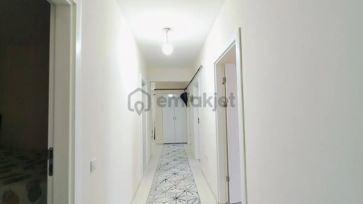 Vişnelik Mahallesi Satılık 3+1 Ferah Daire - 16