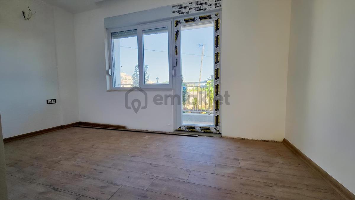 Menderes Giriş Kat 1+1 55m² Sıfır Daire - 22