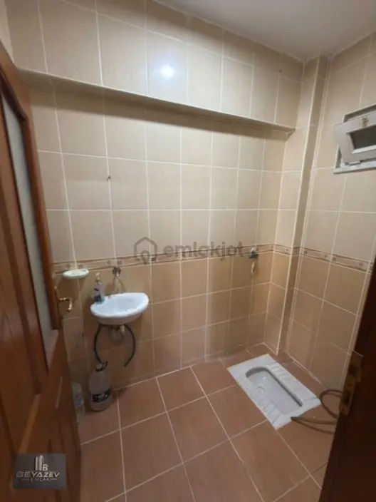 Çarşı İçinde 4+1 Satılık Daire - 8