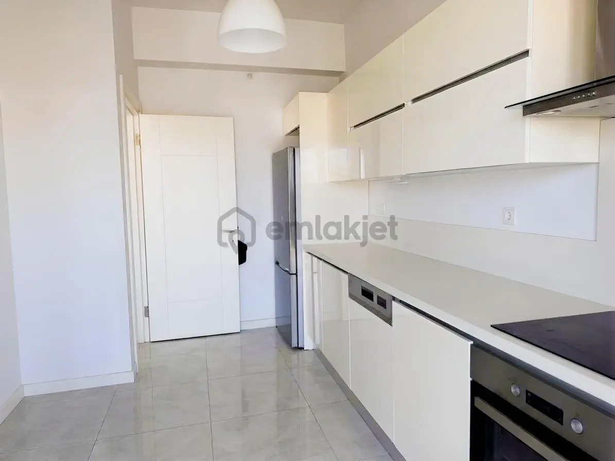 Kartal A&c Moment Sitesinde Satılık 2+1 Daire - 3