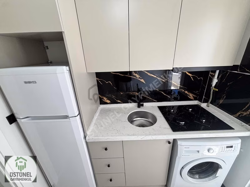 Üstünel'den Görüklede Çift Balkon Ayrı Mutfak 2+1 Arakat Satılık - 15