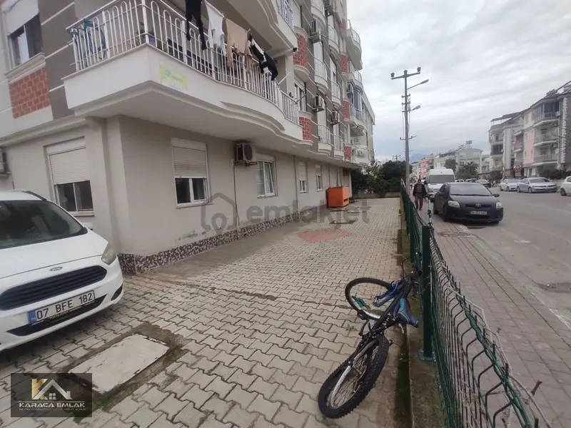 Karaca'dan Cadde De 1+1 Geniş Y.giriş - 14