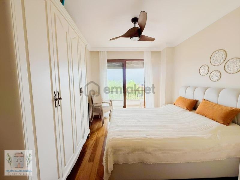 Datça Merkez'de Deniz Manzaralı İkiz Villa - 11