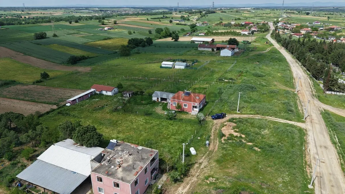 Hamitabatta 2800 M2 Arsa İçinde 120 M2 Ev Ve Müştemilatı - 24