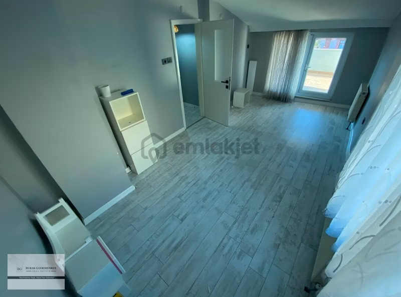 Eşyalı Kiralık Metro Yakını 3+1 Teraslı Daire - 5