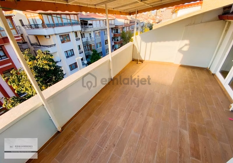 Eşyalı Kiralık Metro Yakını 3+1 Teraslı Daire - 2