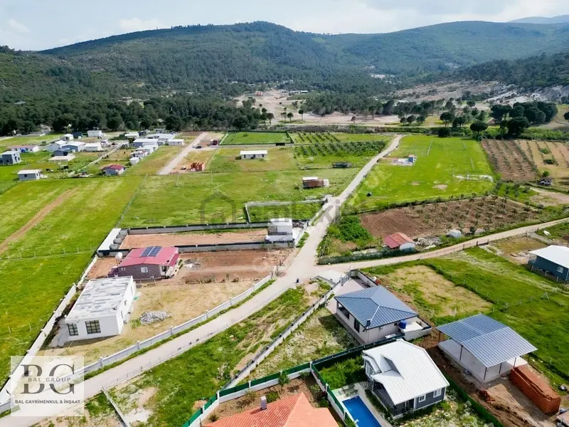 Menderesde Satılık 300 M2 Elektrik-su Hazır Bahçeler - 9