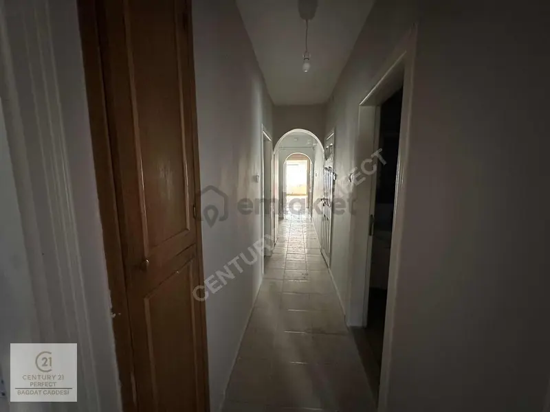 Moda'da Kiralık Geniş Aydınlık 3+1 Daire - 31