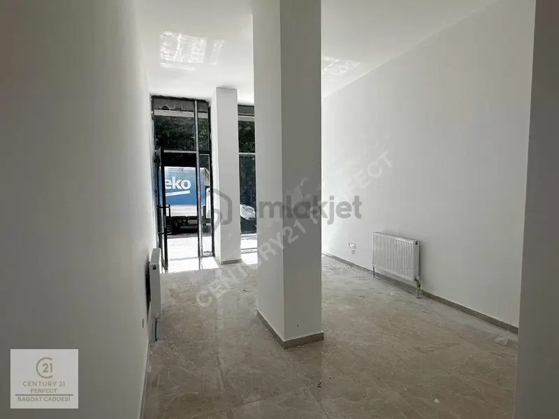 Tonozlu Sokak Kiralık 28 M2 Dükkan - 17