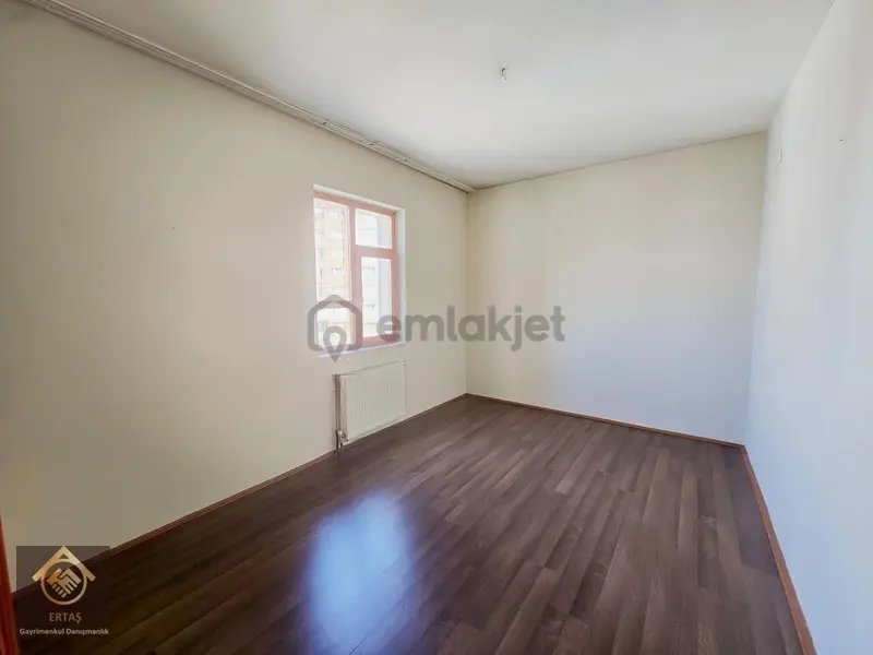 Köşk Mah. Köşk Cd. Üzerinde Ara Kat Satılık Daire - 18