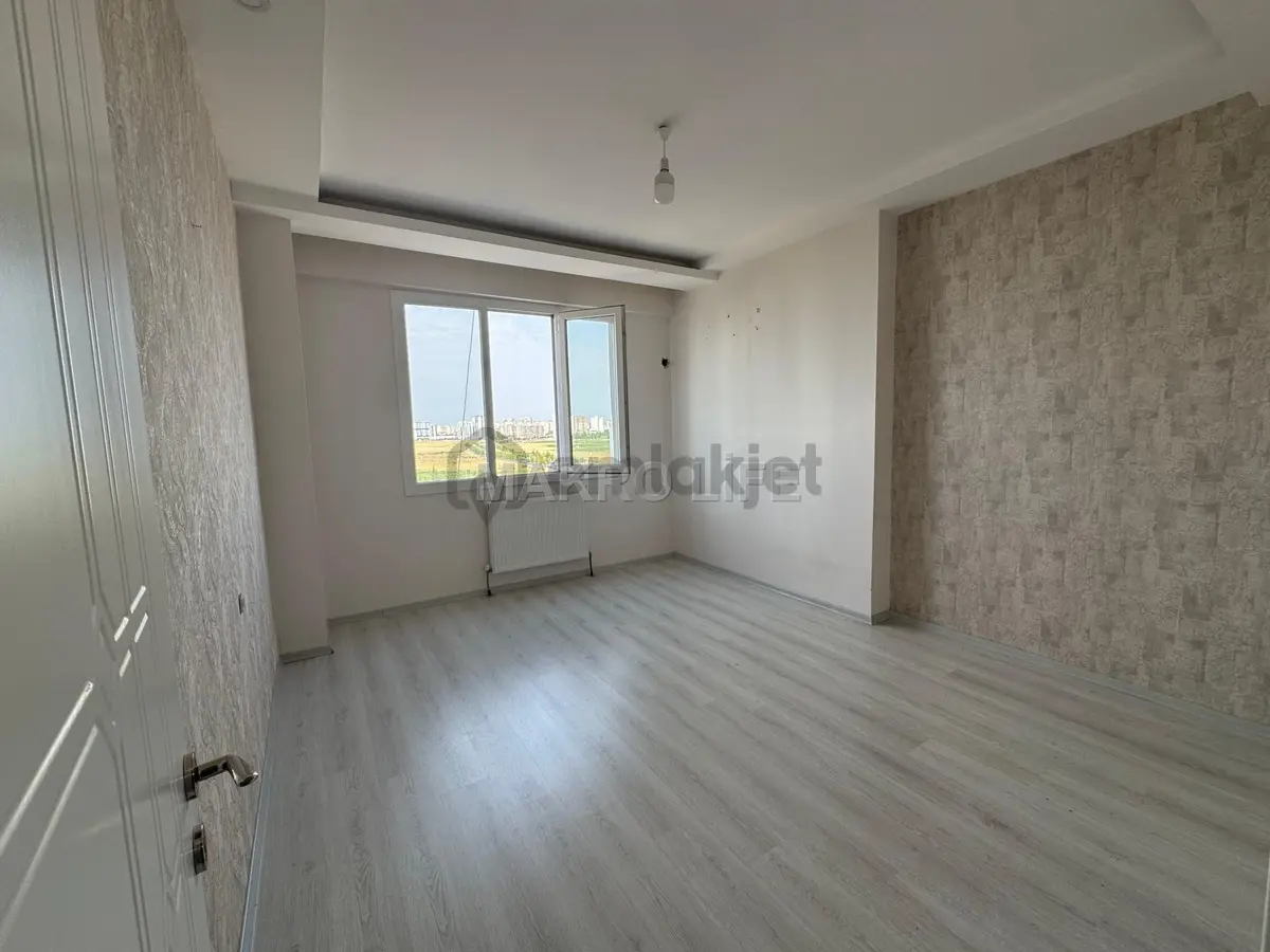 Fabrika Mahallesinde Fırsat Daire - 17