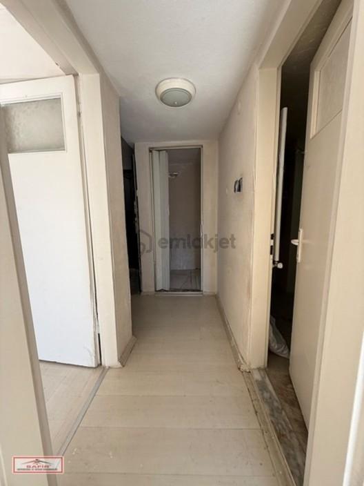 Safir'den Site İçerisinde Geniş/çift Balkonlu/d.gazlı Daire - 21