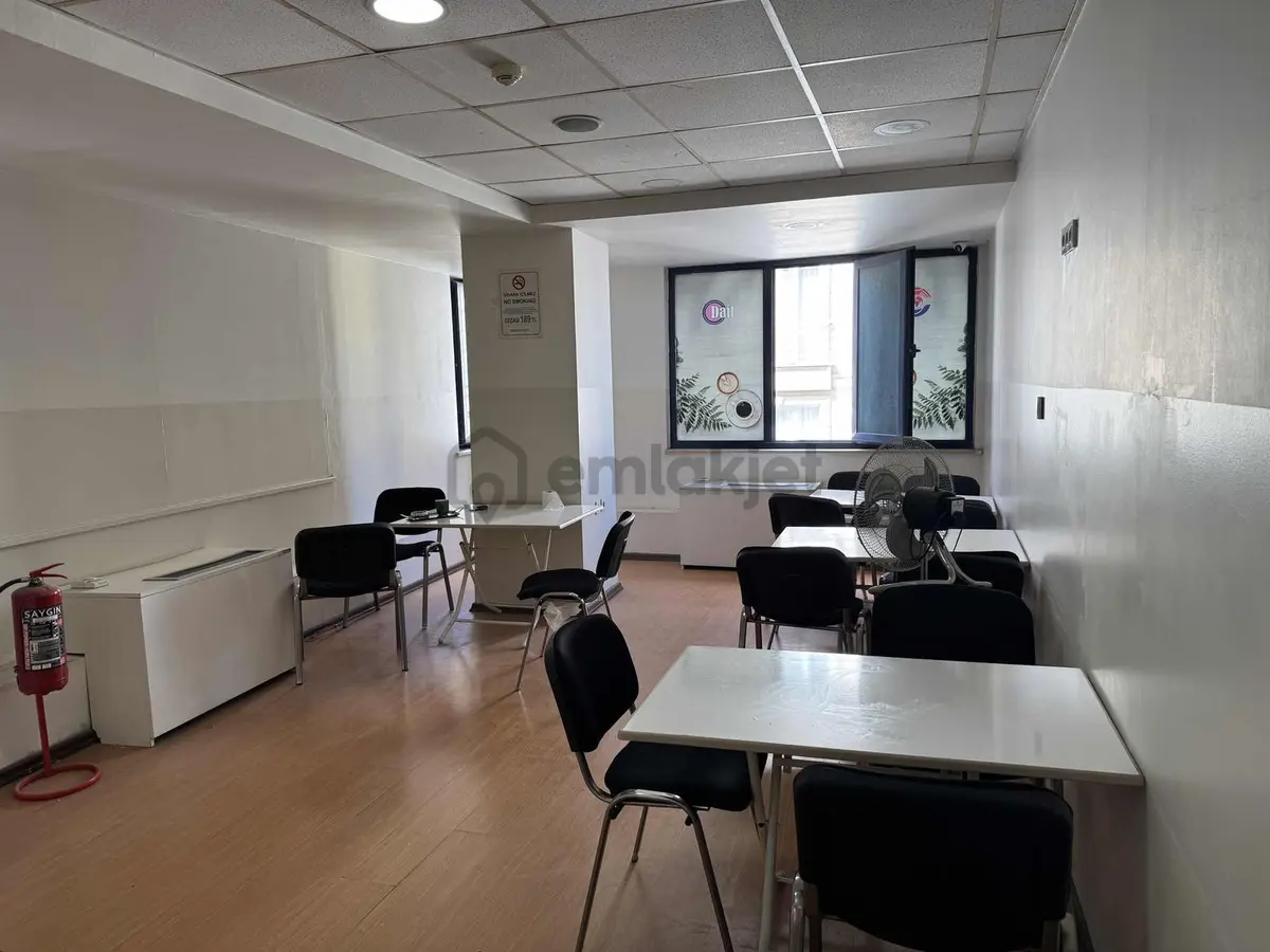 Şirinevler'de Devren Kiralık Mesleki Eğitim Okulu - 29