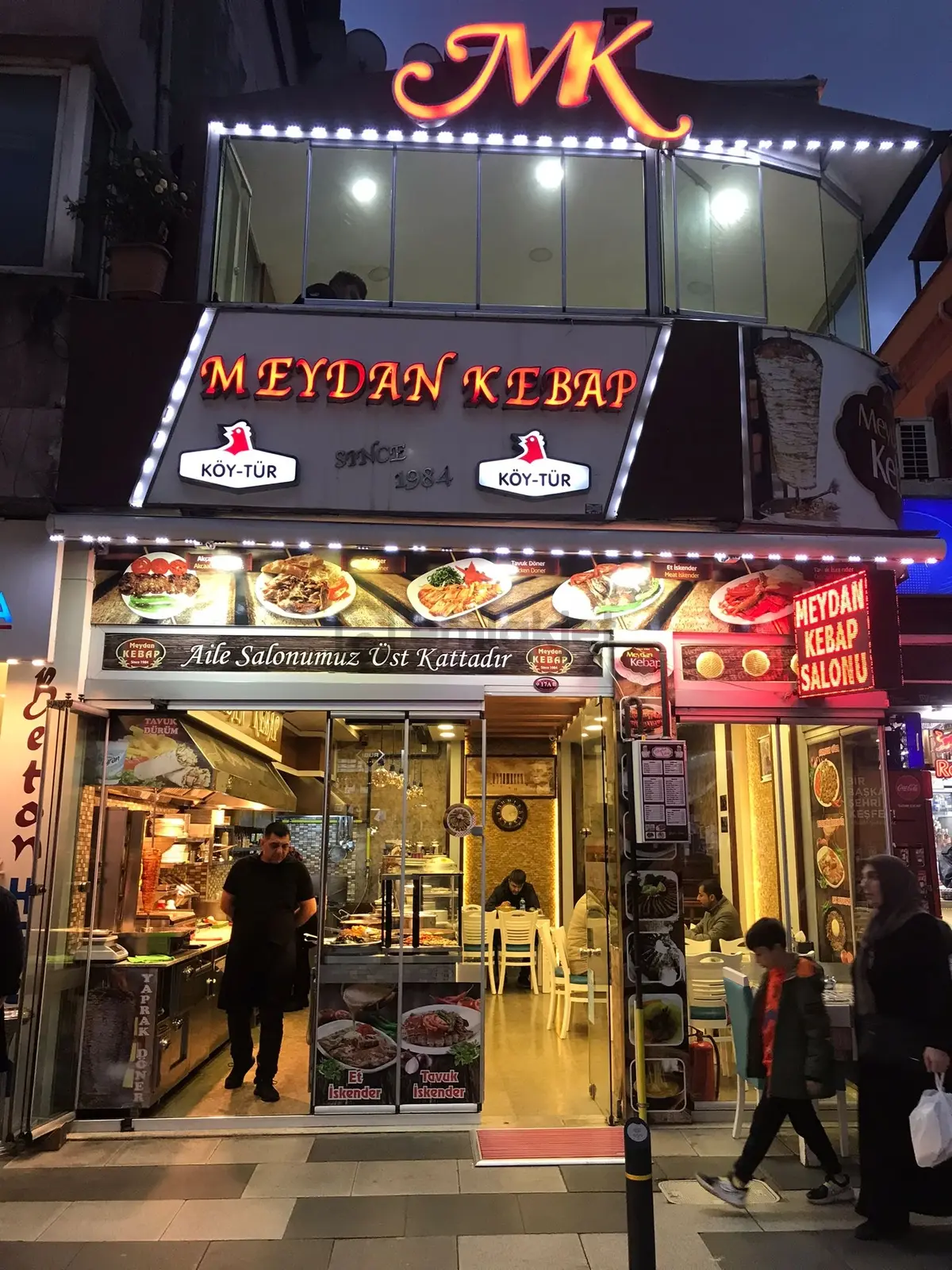 Trabzon Meydan Da Satılık 2 Dükkan Tek Tapu - 8
