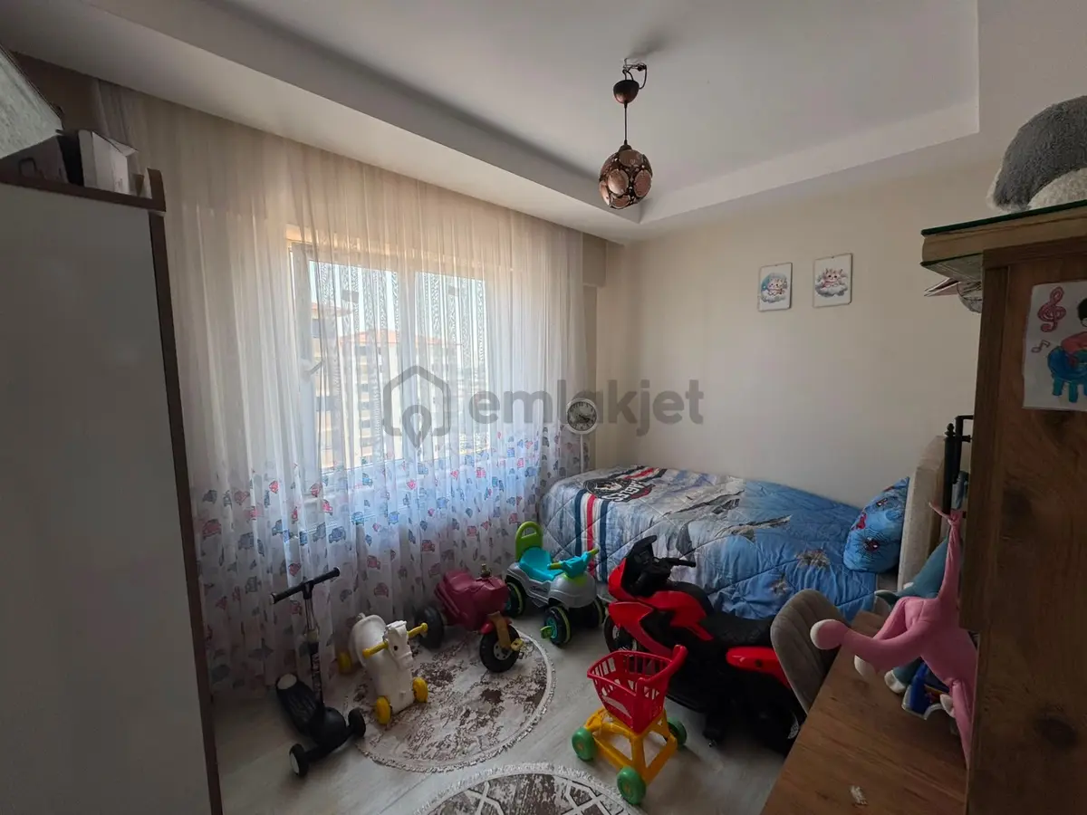 Burak Mahallesi Satılık 2+1 Cam Balkonlu Ferah Daire - 9